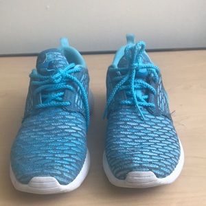 Blue Nike Roshe Run Woman size 6.5